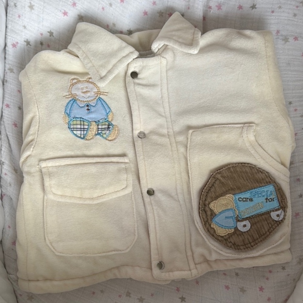 ⭒ 6M VTG Cream Chunky Jacket Embroidered Bear Pockets Collar Velour ⭒